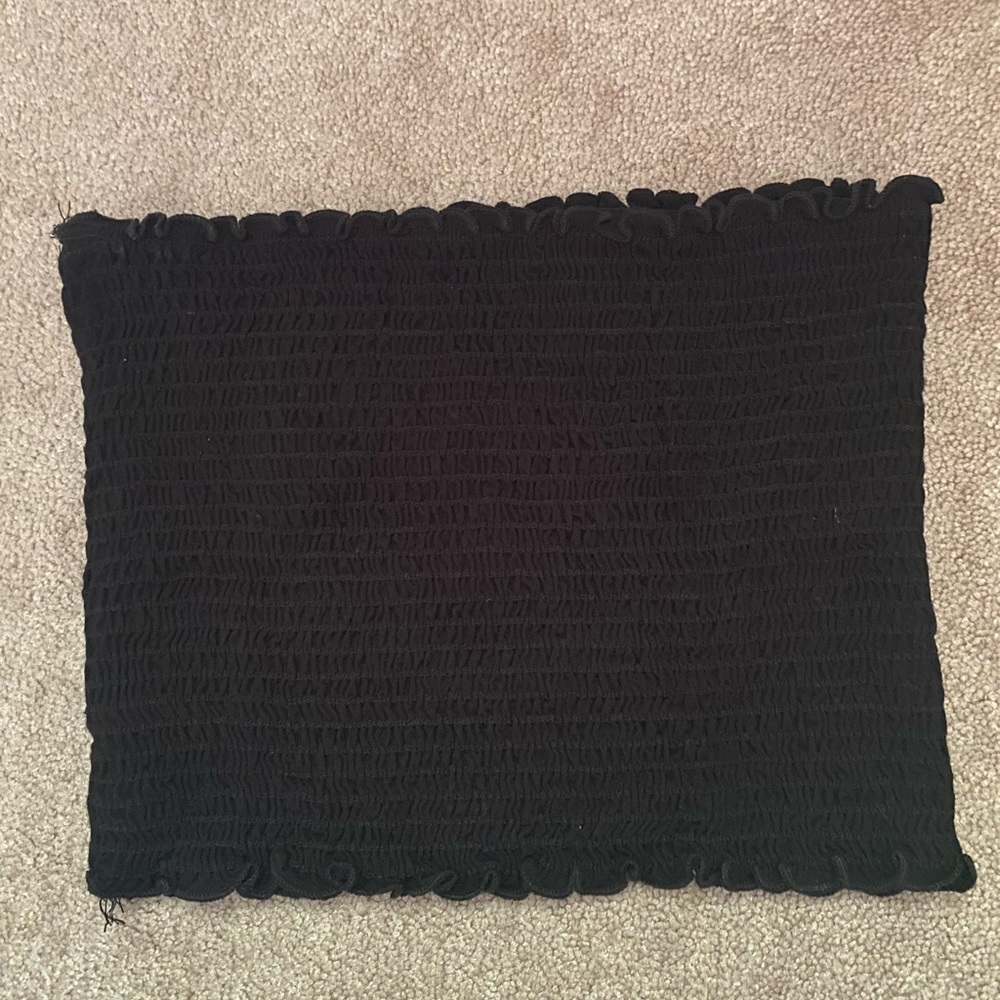 Women’s rouched black tube top size S